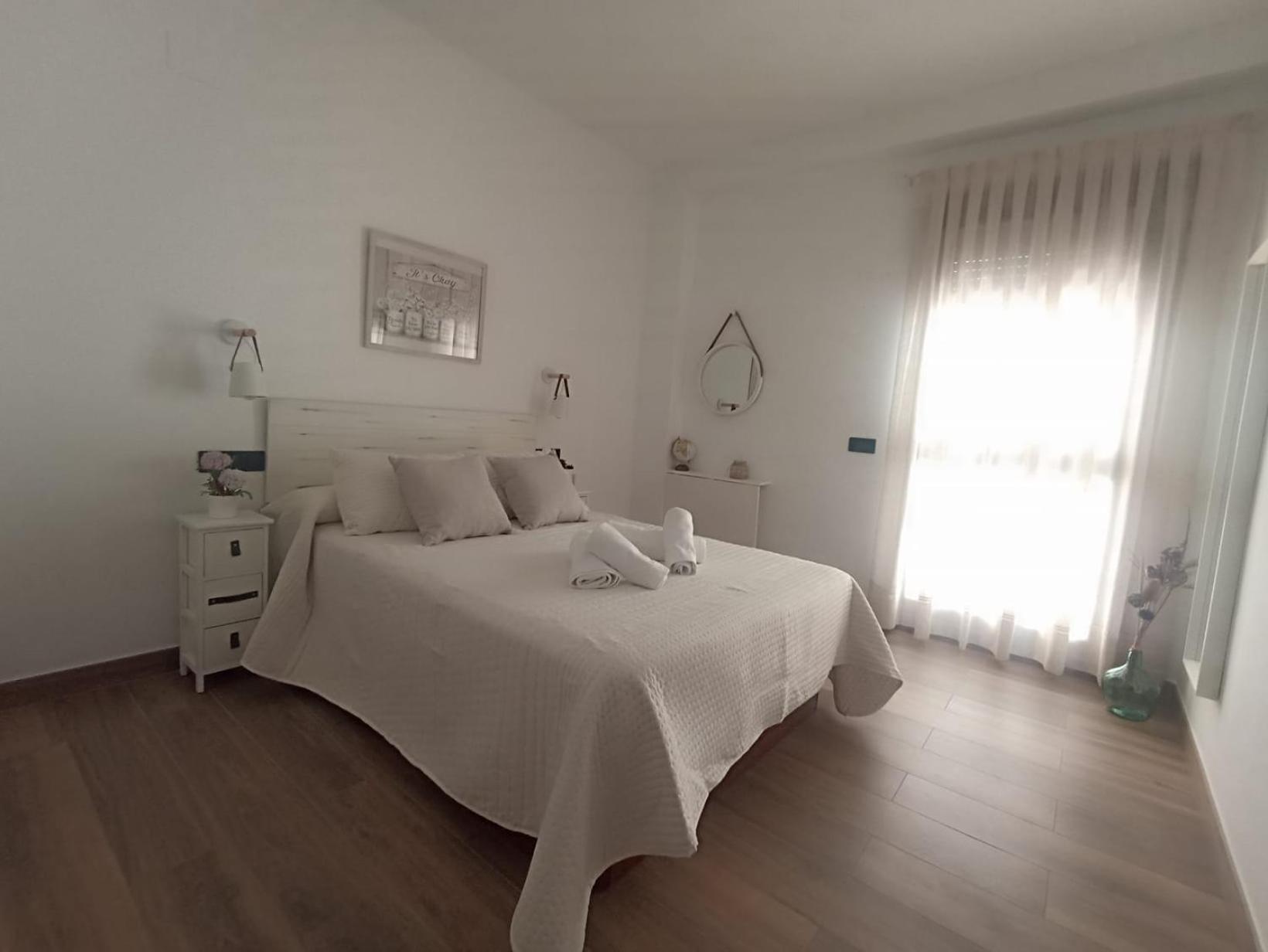 Apartamento Nuevo Centrico Con Aparcamiento Privado Incluido Alcala de Guadaira Luaran gambar