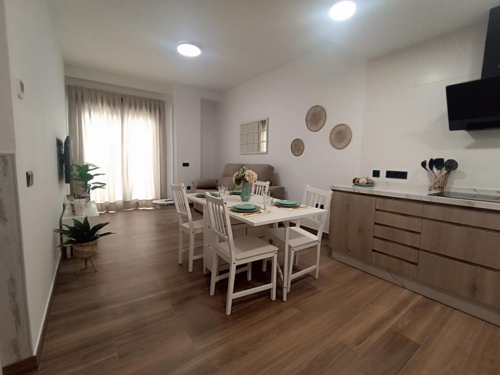 Apartamento Nuevo Centrico Con Aparcamiento Privado Incluido Alcala de Guadaira Luaran gambar