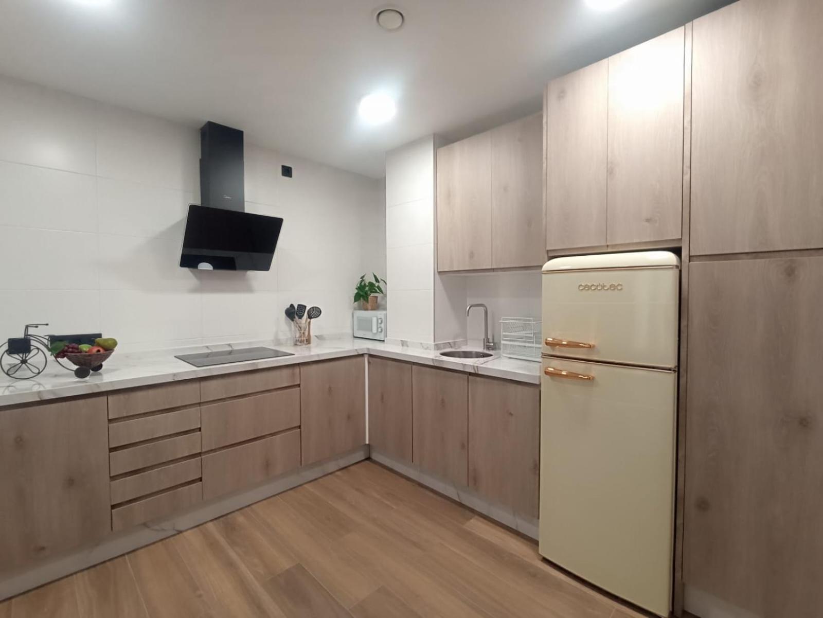 Apartamento Nuevo Centrico Con Aparcamiento Privado Incluido Alcala de Guadaira Luaran gambar