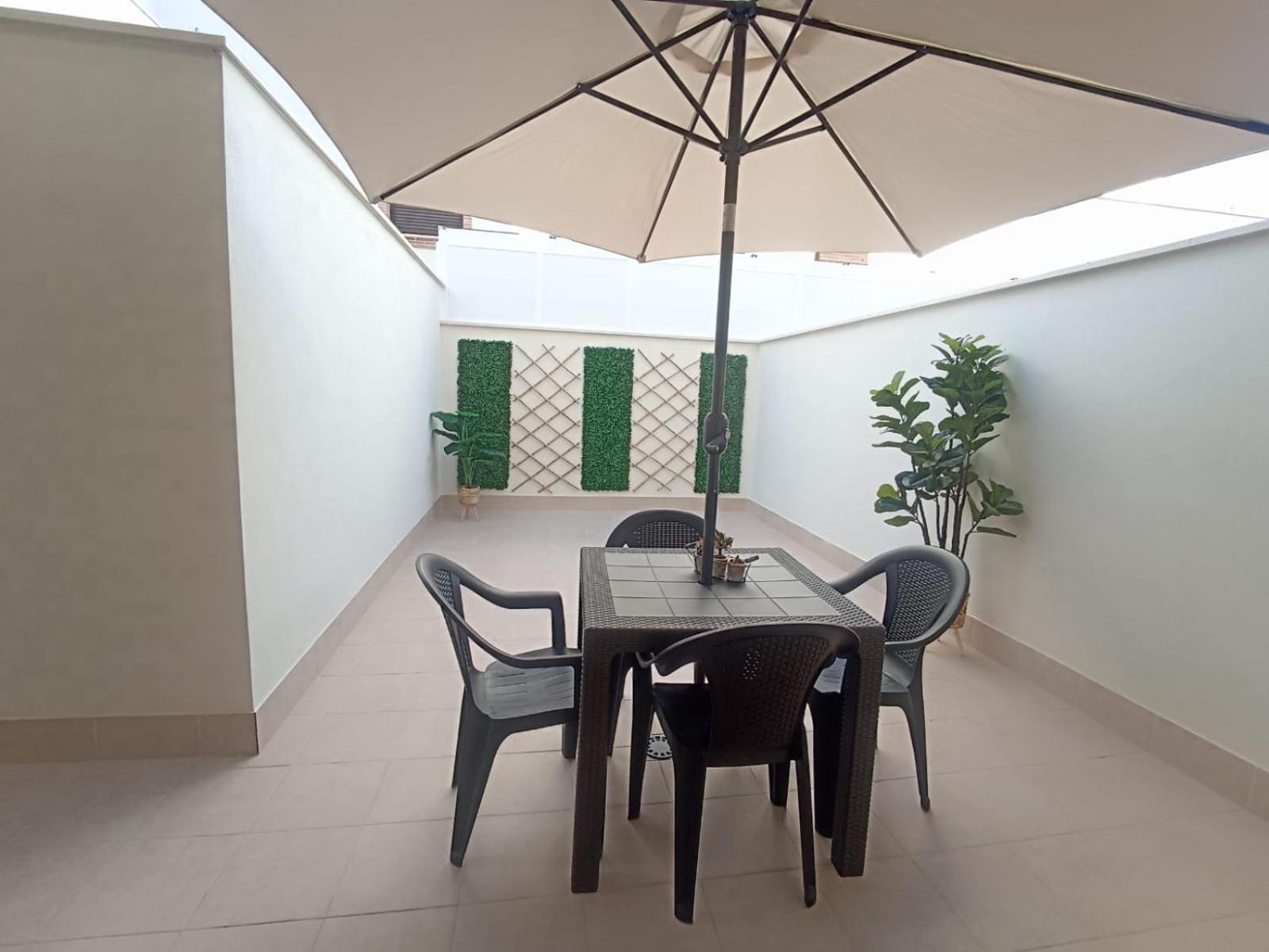 Apartamento Nuevo Centrico Con Aparcamiento Privado Incluido Alcala de Guadaira Luaran gambar
